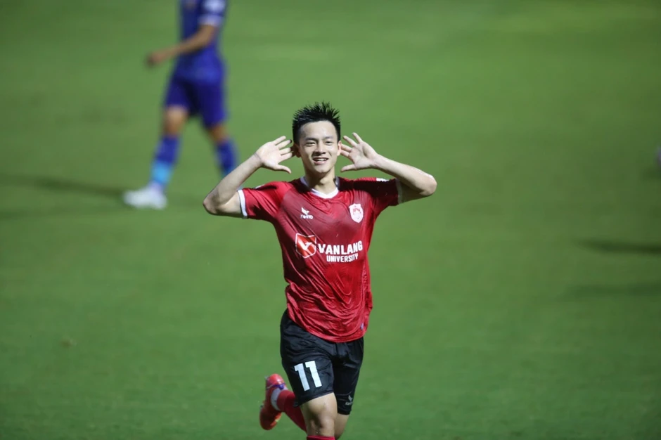 Thanh Nhàn, chuyên gia ghi những bàn quyết định của U23 Việt Nam Thanh Nhàn, chuyên gia ghi những bàn quyết định của U23 Việt Nam