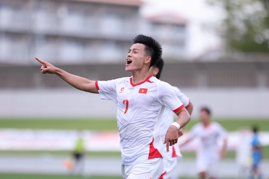 Thanh Nhàn, chuyên gia ghi những bàn quyết định của U23 Việt Nam Thanh Nhàn, chuyên gia ghi những bàn quyết định của U23 Việt Nam