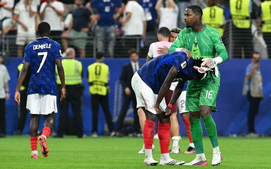 Thông số gây thất vọng về các tiền đạo Pháp trong trận thua Tây Ban Nha Thông số gây thất vọng về các tiền đạo Pháp trong trận thua Tây Ban Nha