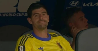 Thủ môn Courtois bật khóc, nói điều bất ngờ khi tuyển Bỉ thua trận
