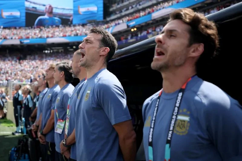 Thua Tây Ban Nha, HLV Scaloni ngầm xác nhận chia tay Argentina Thua Tây Ban Nha, HLV Scaloni ngầm xác nhận chia tay Argentina