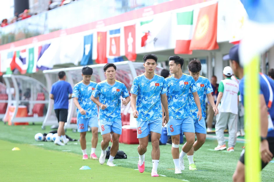 Thua U23 Uzbekistan 0-2, U23 Việt Nam vẫn góp mặt ở tứ kết Asiad 20