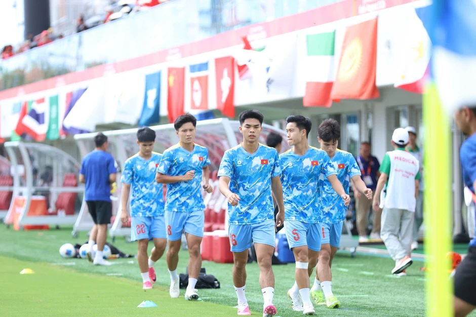 Thua U23 Uzbekistan 0-2, U23 Việt Nam vẫn góp mặt ở tứ kết Asiad 20