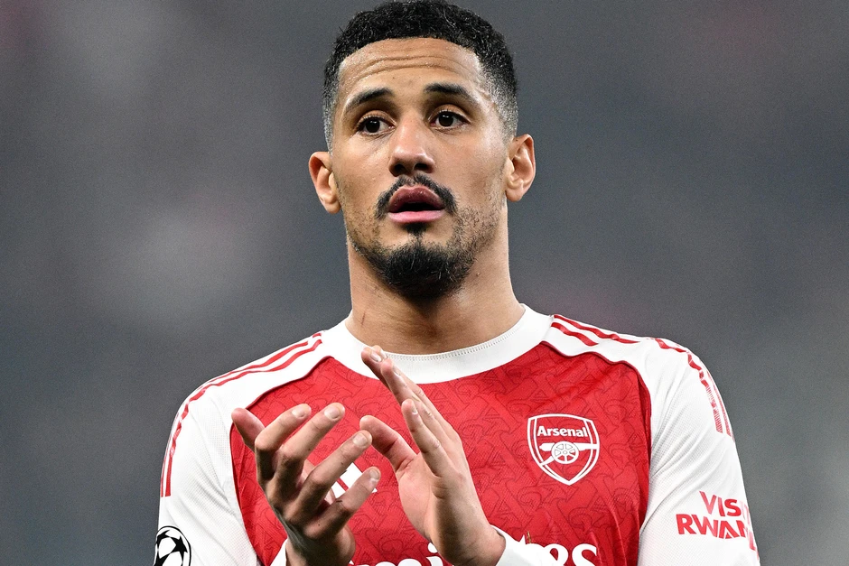 Tin tức về chuyển nhượng 27/4: MU ký Ederson, PSG lấy Saliba