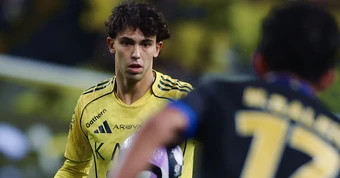 Tin tức về chuyển nhượng 3/4: MU ký Joao Felix, Arsenal lấy Olmo