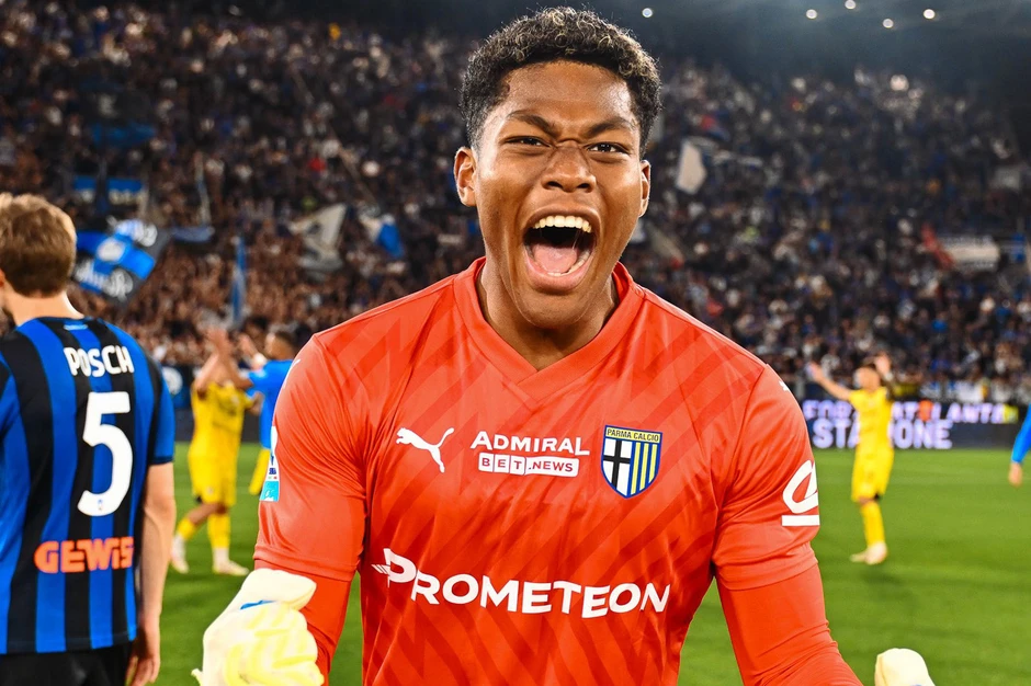 Tin tức về chuyển nhượng 8/5: MU ký Zion Suzuki, Barca mua Gordon