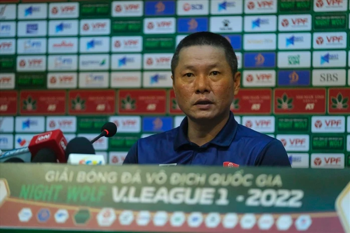 Trao quyền cho HLV Chu Đình Nghiêm: CLB Ninh Bình từ khác thường đến bình thường Trao quyền cho HLV Chu Đình Nghiêm: CLB Ninh Bình từ khác thường đến bình thường