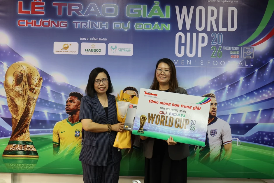 Trao thưởng minigame 'Cùng Tiền Phong trổ tài dự đoán World Cup 2026' tại TPHCM Trao thưởng minigame 'Cùng Tiền Phong trổ tài dự đoán World Cup 2026' tại TPHCM