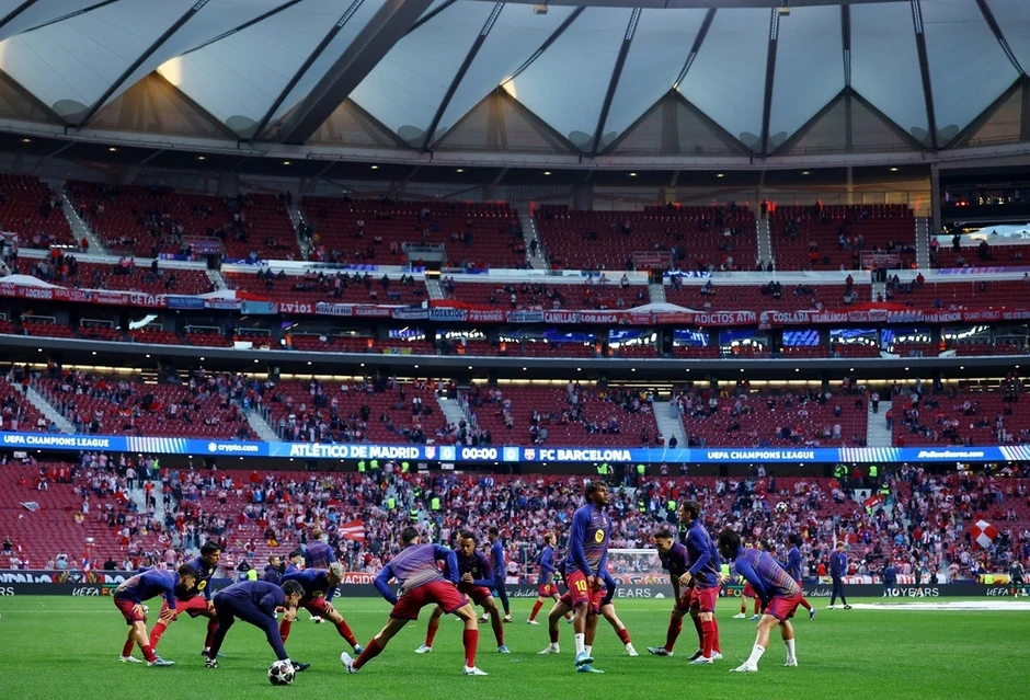 Trực tiếp Atletico 0-2 Barca: Đội khách sớm cân bằng tổng tỷ số Trực tiếp Atletico 0-2 Barca: Đội khách sớm cân bằng tổng tỷ số