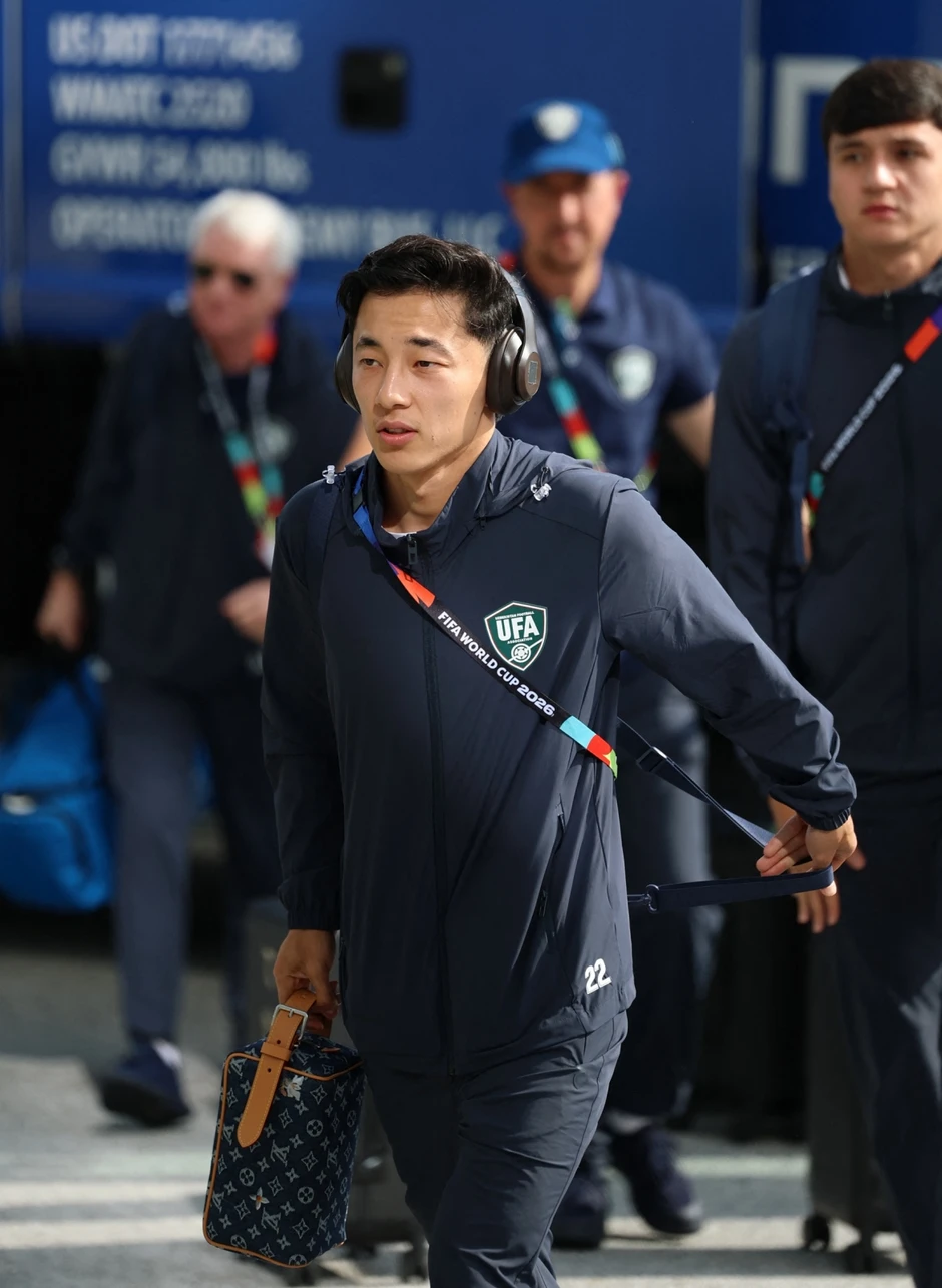 Trực tiếp CHDC Congo 0-0 Uzbekistan: Trận đấu bắt đầu Trực tiếp CHDC Congo 0-0 Uzbekistan: Trận đấu bắt đầu