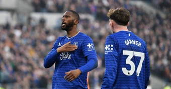 Trực tiếp Everton 1-0 Chelsea: Tấn công tìm bàn gỡ (H2)