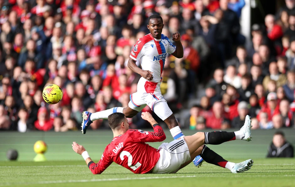 Trực tiếp MU 1-1 Crystal Palace: Bước ngoặt penalty và thẻ đỏ Lacroix (H2) Trực tiếp MU 1-1 Crystal Palace: Bước ngoặt penalty và thẻ đỏ Lacroix (H2)