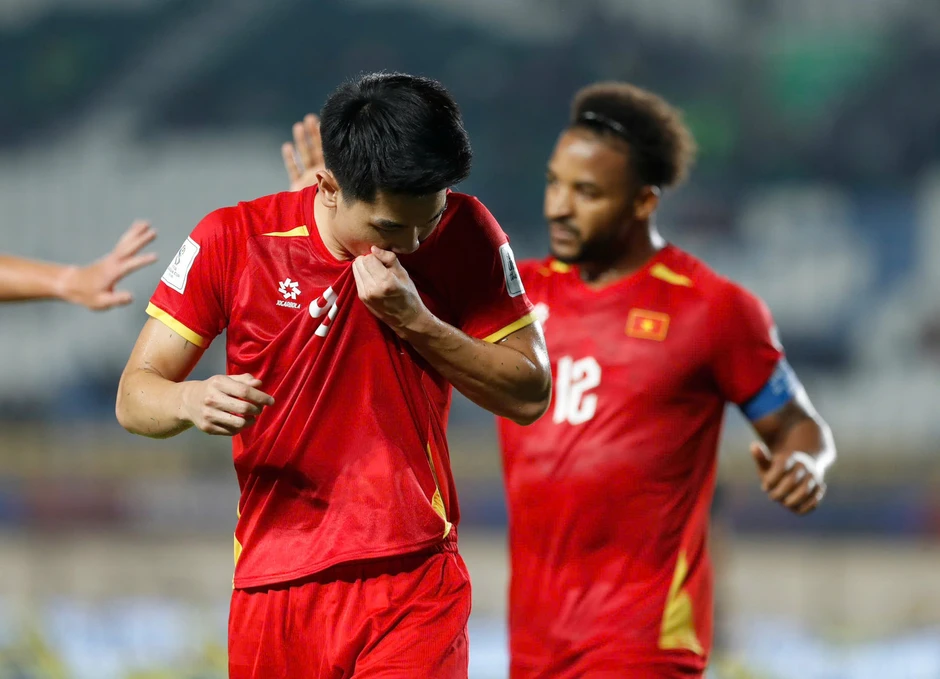 Trực tiếp Việt Nam vs Philippines 1-0 (hết H1): Hiệp đấu đúng ý đồ Trực tiếp Việt Nam vs Philippines 1-0 (hết H1): Hiệp đấu đúng ý đồ