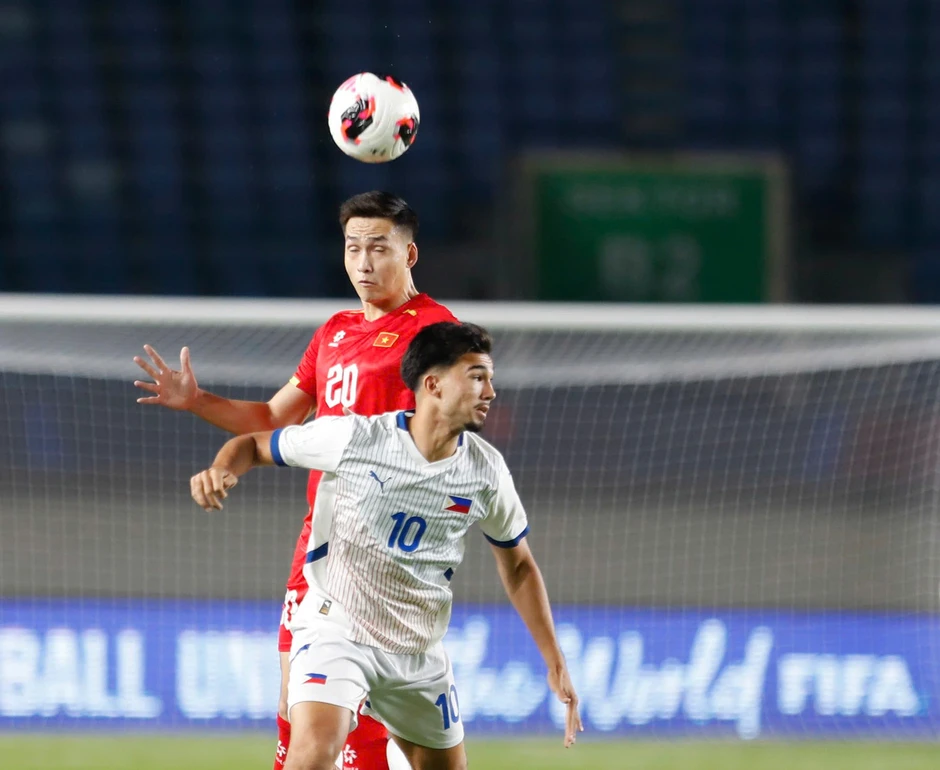 Trực tiếp Việt Nam vs Philippines 1-0 (hết H1): Hiệp đấu đúng ý đồ Trực tiếp Việt Nam vs Philippines 1-0 (hết H1): Hiệp đấu đúng ý đồ