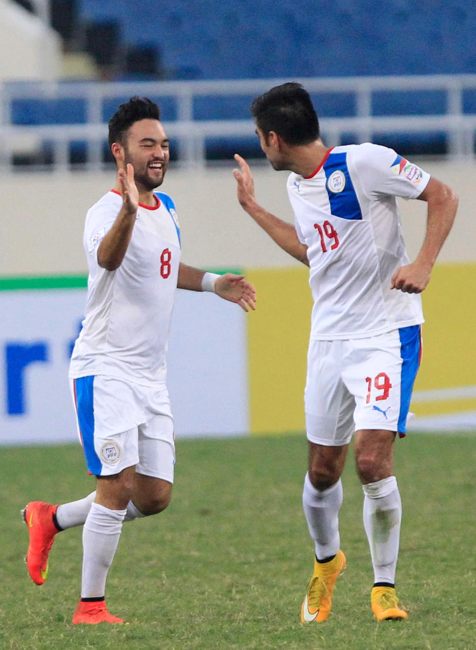 Trực tiếp Việt Nam vs Philippines (19h30 ngày 26/9): Mưa lớn khiến trận đấu chưa thể diễn ra Trực tiếp Việt Nam vs Philippines (19h30 ngày 26/9): Mưa lớn khiến trận đấu chưa thể diễn ra