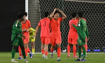 Trung Quốc vào bán kết U17 châu Á sau 22 năm