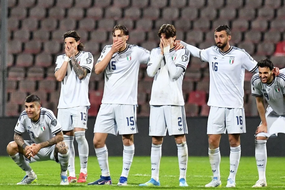 Truyền thông Italy tiết lộ chấn động sau khi đội nhà mất vé dự World Cup Truyền thông Italy tiết lộ chấn động sau khi đội nhà mất vé dự World Cup