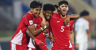 Tự ném đi "món quà", U17 Indonesia chịu thất bại và bị đẩy vào thế khó