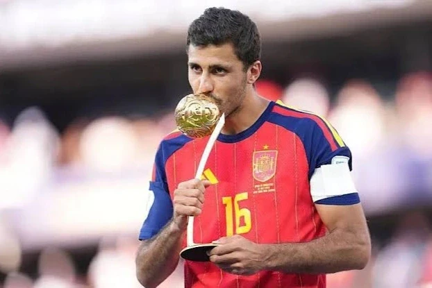 Tương lai Rodri: Thế khó giữa Man City, Real Madrid và Barcelona Tương lai Rodri: Thế khó giữa Man City, Real Madrid và Barcelona