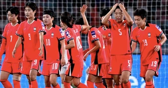 Tuyển nữ Trung Quốc và Hàn Quốc vào bán kết giải châu Á 2026