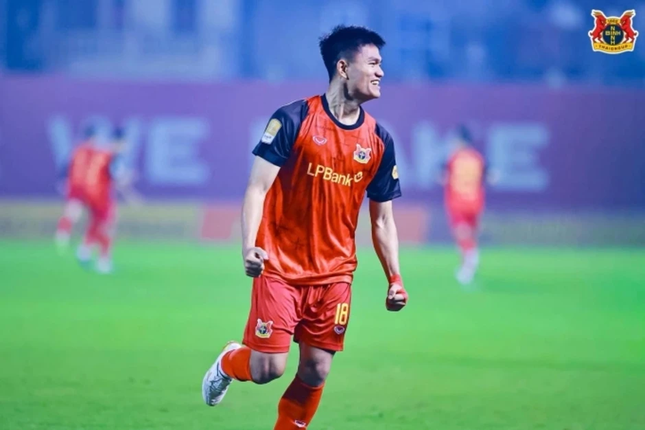 Tuyển thủ Việt Nam giúp Ninh Bình thoát hiểm ở Cup Quốc gia Tuyển thủ Việt Nam giúp Ninh Bình thoát hiểm ở Cup Quốc gia