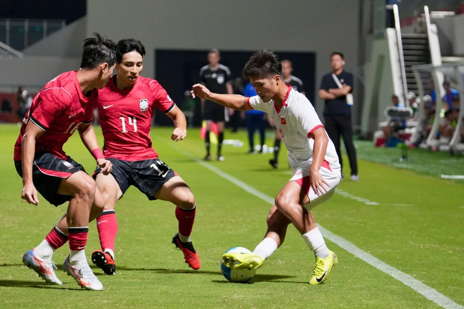 U23 Việt Nam không có gì phải buồn khi thua đậm U23 Hàn Quốc U23 Việt Nam không có gì phải buồn khi thua đậm U23 Hàn Quốc