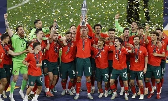 UEFA cải tổ hệ thống giải đội tuyển giống Champions League - Báo TinVina