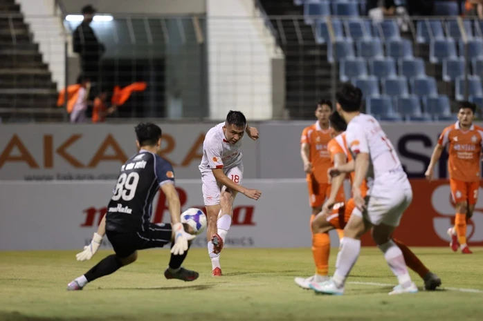 V-League 2025-2026: Hấp dẫn cuộc đua "song mã" về đích V-League 2025-2026: Hấp dẫn cuộc đua "song mã" về đích
