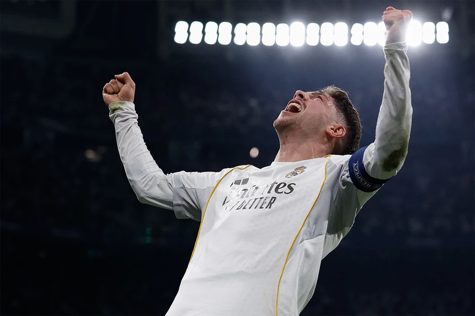 Valverde nhập hội Messi ở Cúp C1, Ronaldo làm khán giả Valverde nhập hội Messi ở Cúp C1, Ronaldo làm khán giả