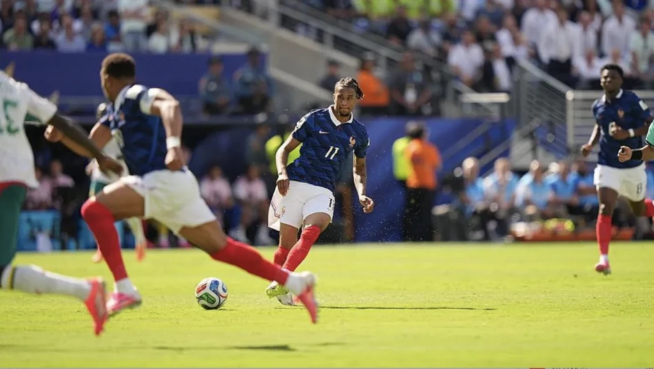 Vì sao nhiều cầu thủ World Cup không khoác áo đội bóng quê hương? Vì sao nhiều cầu thủ World Cup không khoác áo đội bóng quê hương?