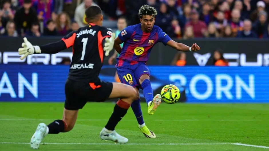 Vượt Messi, Yamal lập kỷ lục “vô tiền khoáng hậu” tại La Liga Vượt Messi, Yamal lập kỷ lục “vô tiền khoáng hậu” tại La Liga