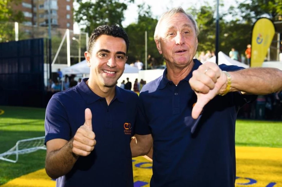 Xavi – HLV ngoại nhưng là 'người con' của bóng đá Hà Lan - Báo TinVina Xavi – HLV ngoại nhưng là 'người con' của bóng đá Hà Lan - Báo TinVina