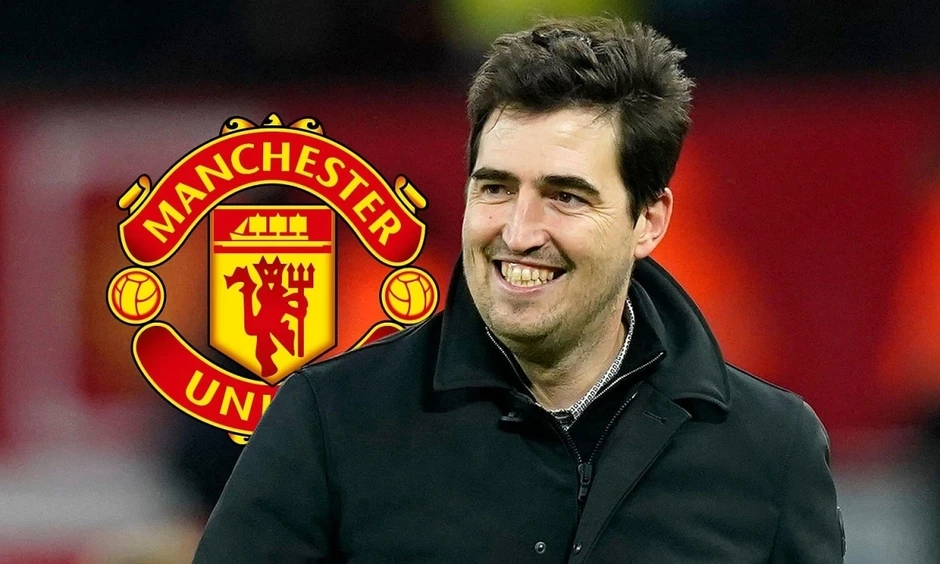 Xuất hiện tên tuổi bất ngờ cạnh tranh với HLV Carrick dẫn dắt Man Utd Xuất hiện tên tuổi bất ngờ cạnh tranh với HLV Carrick dẫn dắt Man Utd