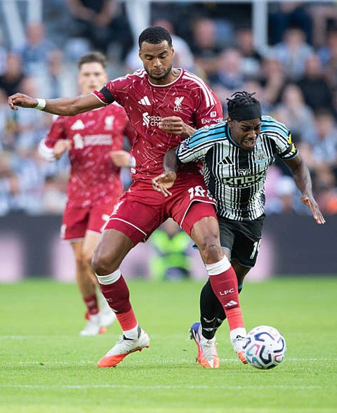 Gakpo đồng ý các điều khoản cá nhân để gia nhập Man City? Gakpo đồng ý các điều khoản cá nhân để gia nhập Man City?
