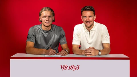 'Haaland 2.0' và vụ chuyển nhượng kỳ lạ ở Bundesliga