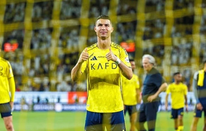 Harry Kane có thể đá tới năm 40 tuổi như Cristiano Ronaldo? Harry Kane có thể đá tới năm 40 tuổi như Cristiano Ronaldo?