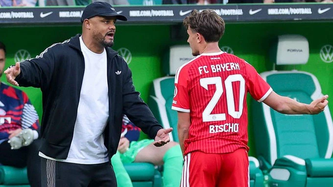 Kompany và sao trẻ Bayern bất đồng sâu sắc về chiến thuật Kompany và sao trẻ Bayern bất đồng sâu sắc về chiến thuật