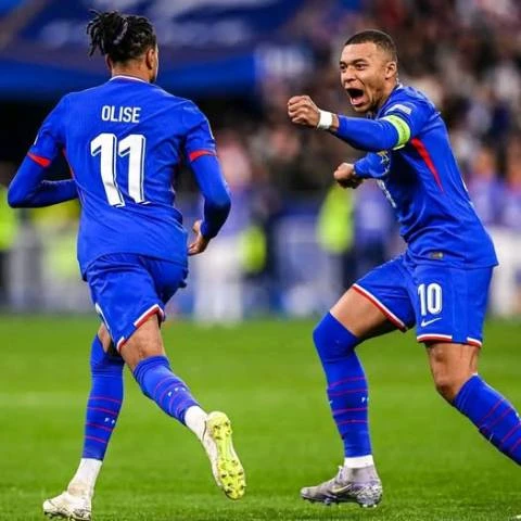 Lý do Bayern Munich nên bán Michael Olise cho Real Madrid ngay lập tức Lý do Bayern Munich nên bán Michael Olise cho Real Madrid ngay lập tức