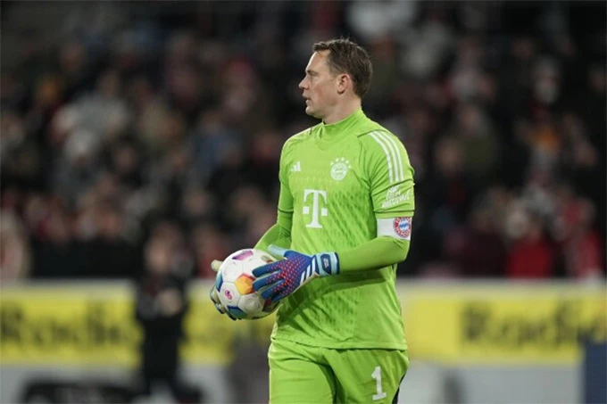 Manuel Neuer sẽ phải nhượng bộ nếu muốn gia hạn hợp đồng với Bayern Manuel Neuer sẽ phải nhượng bộ nếu muốn gia hạn hợp đồng với Bayern