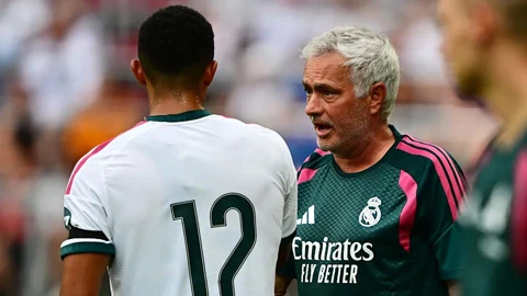 Mùa giải sống còn của Alexander-Arnold tại Real Madrid Mùa giải sống còn của Alexander-Arnold tại Real Madrid