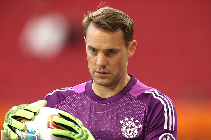 Neuer và Bayern Munich hoãn gia hạn hợp đồng vì chấn thương Neuer và Bayern Munich hoãn gia hạn hợp đồng vì chấn thương