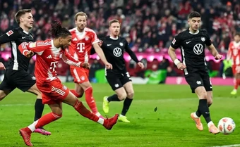 Soi trận Wolfsburg vs Bayern Munich: Hùm xám trút giận