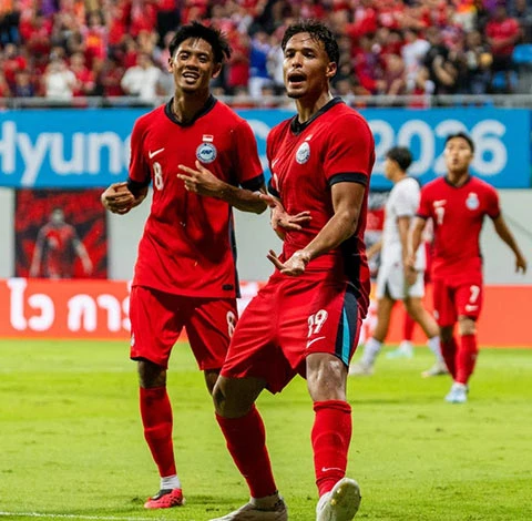 Trực tiếp Singapore 0-3 Thái Lan: Thái Lan đá hay như Tây Ban Nha