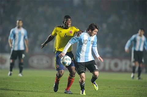 ‘Anti-Messi’ Carlos Sanchez và bài học mà ĐT Anh không thể bỏ qua ‘Anti-Messi’ Carlos Sanchez và bài học mà ĐT Anh không thể bỏ qua