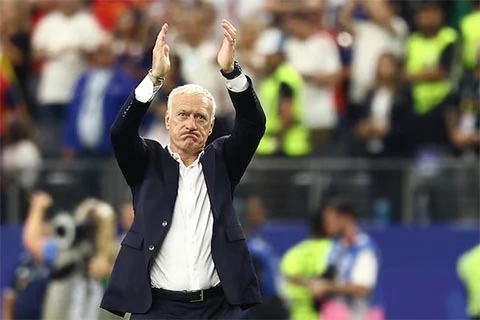 14 năm huy hoàng, 180 phút cay đắng của Didier Deschamps 14 năm huy hoàng, 180 phút cay đắng của Didier Deschamps