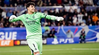 24 giờ điên rồ của Javi Navarro, người hùng đến từ Munich