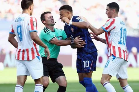 5 mối lo của Pháp trước đại chiến với Morocco: Chấn thương, án treo giò và ‘bóng ma’ World Cup 2022 5 mối lo của Pháp trước đại chiến với Morocco: Chấn thương, án treo giò và ‘bóng ma’ World Cup 2022
