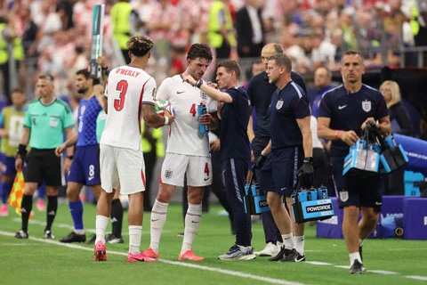 6 tháng chấn thương không làm Declan Rice bớt hay 6 tháng chấn thương không làm Declan Rice bớt hay
