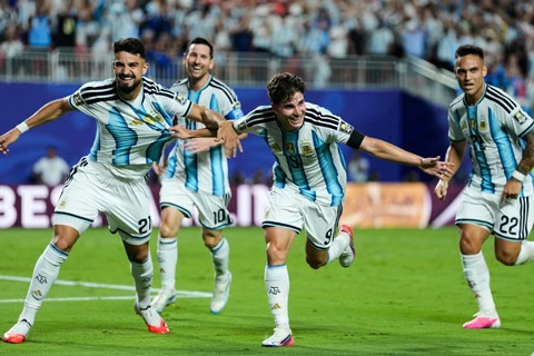 Argentina chịu nổi bao nhiêu 'cú đấm' của tuyển Anh? Argentina chịu nổi bao nhiêu 'cú đấm' của tuyển Anh?