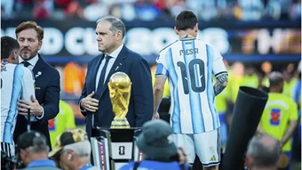 Argentina đòi đá lại chung kết World Cup với Tây Ban Nha